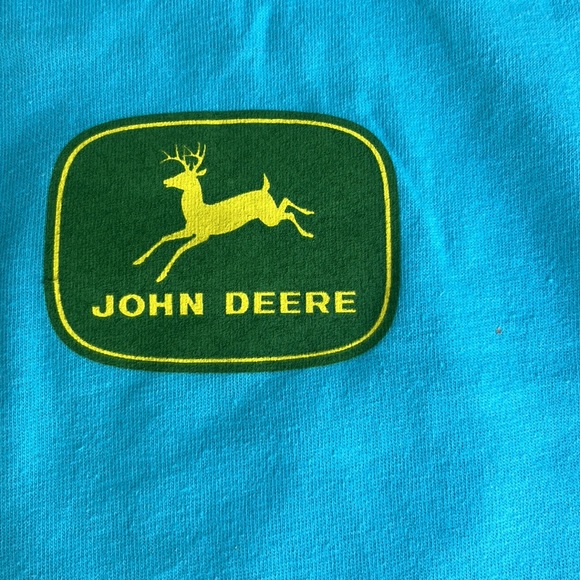 New John Deere baby blue crewneck T-shirt - Picture 2 of 13